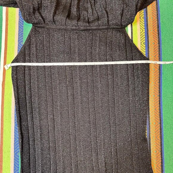 Arden B off the shoulder pleated knit lurex top in black & silver size small NWT - Picture 3 of 11